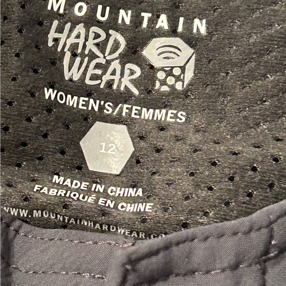 Mountain Hardwear Charcoal Active Shorts - Picture 2 of 9